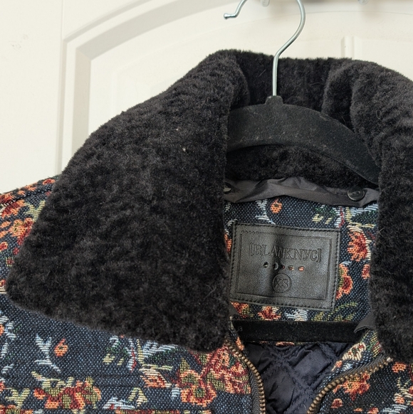 NWOT Blank NYC Tapestri Bomber XS - Picture 4 of 16